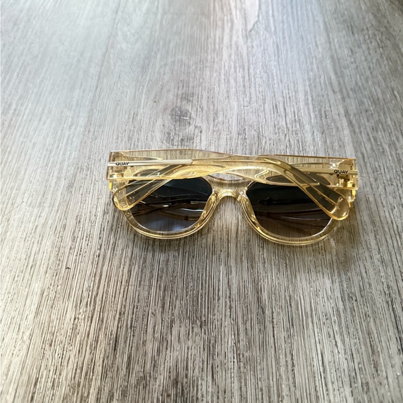 quay australia chit chat yellow clear modern retro cat eye sunglasses eyewear
